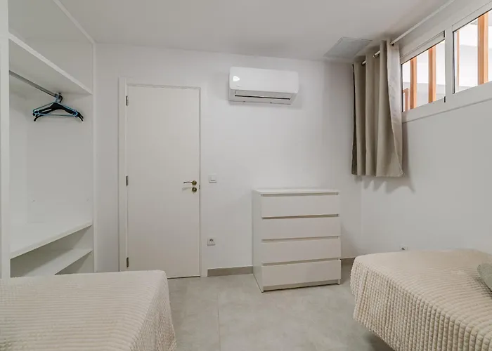 شقة Ocean View 2bedroom In Cristianos, Heated Pool, 3 Minutes To لوس كريستيانوس