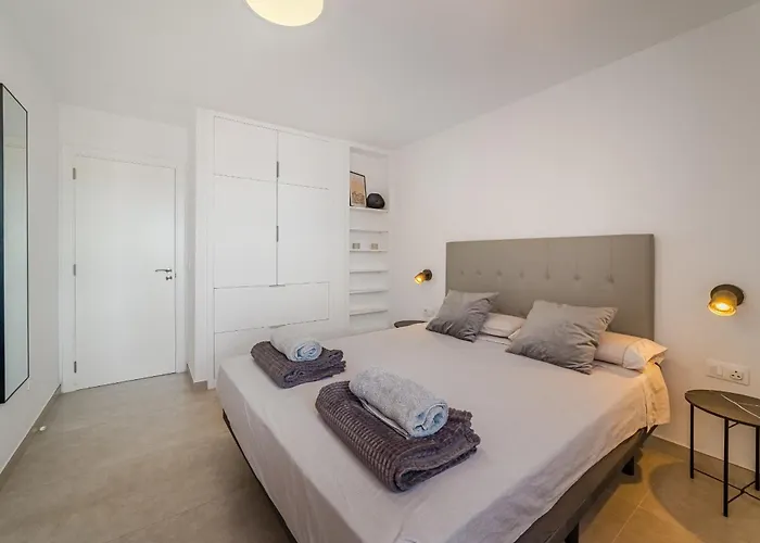 شقة Ocean View 2bedroom In Cristianos, Heated Pool, 3 Minutes To لوس كريستيانوس