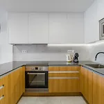 Ocean View 2bedroom In Cristianos, Heated Pool, 3 Minutes To Apartamento *