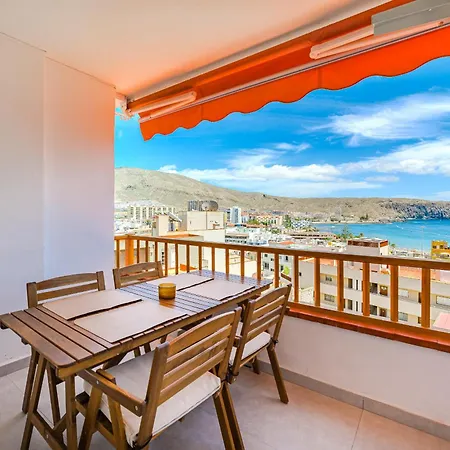 Lägenhet Ocean View 2bedroom In Cristianos, Heated Pool, 3 Minutes To *