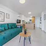 Ocean View 2bedroom In Cristianos, Heated Pool, 3 Minutes To Los Cristianos (Tenerife)