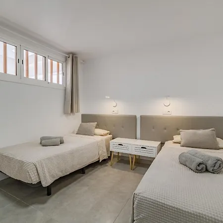 Apartamento Ocean View 2bedroom In Cristianos, Heated Pool, 3 Minutes To Los Cristianos (Tenerife)